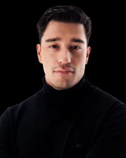 Speaker Victor Domínguez